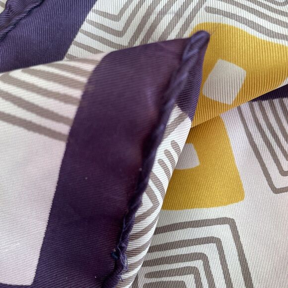 VTG. Sally Gee Scarf MCM Italian Hand Rolled Purple Yellow Geometric Retro - Picture 3 of 6